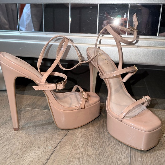 ALDO Nude Patent Platform Heels – Size 7 (EUR 37.5) – Strappy High Heel Sandals - Picture 1 of 5
